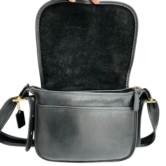 Coach Vintage Leather Flap Shoulder Bag Black Y2K Messenger Bag Women’s - Picture 11 of 17